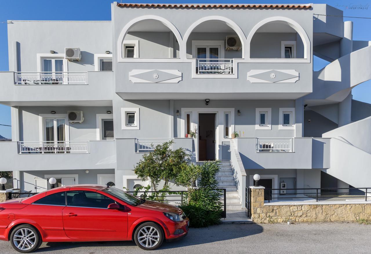 Sotirios Apartments 卡尔帕索斯 外观 照片